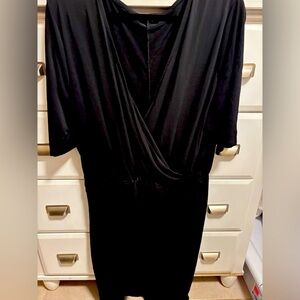 Black v neck dress